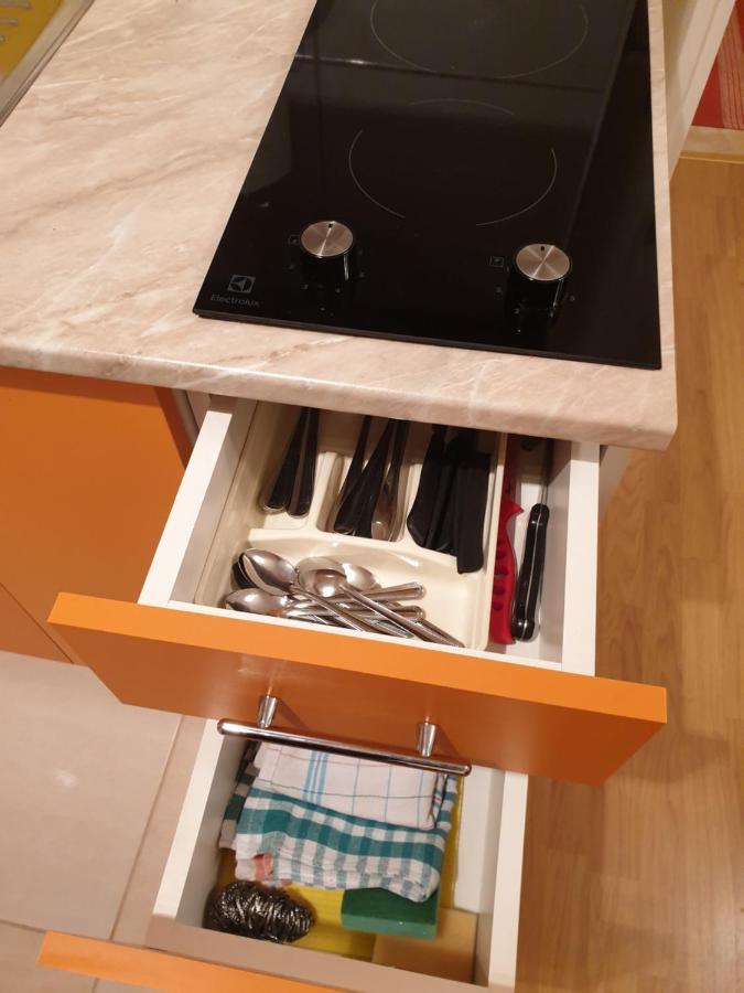 Stan Na Dan Prnjavor, Gajba U Centru Apartman Kültér fotó